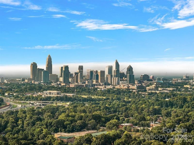 1719 Vinton St, Charlotte, NC 28216