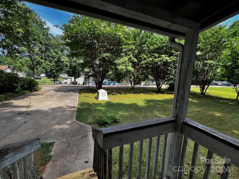 4541 Enoch Dr, Sherrills Ford, NC 28673