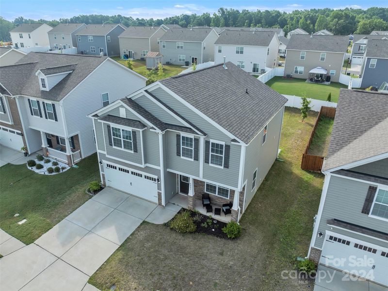 9421 Maltese Dr, Gastonia, NC 28056