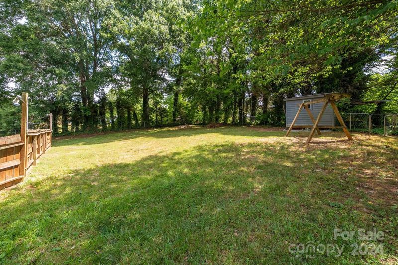 3734 21st St NE, Hickory, NC 28601
