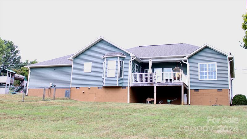 3566 Old Shelby Rd, Hickory, NC 28602