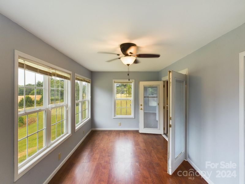 8249 Hoyle Rd, Vale, NC 28168