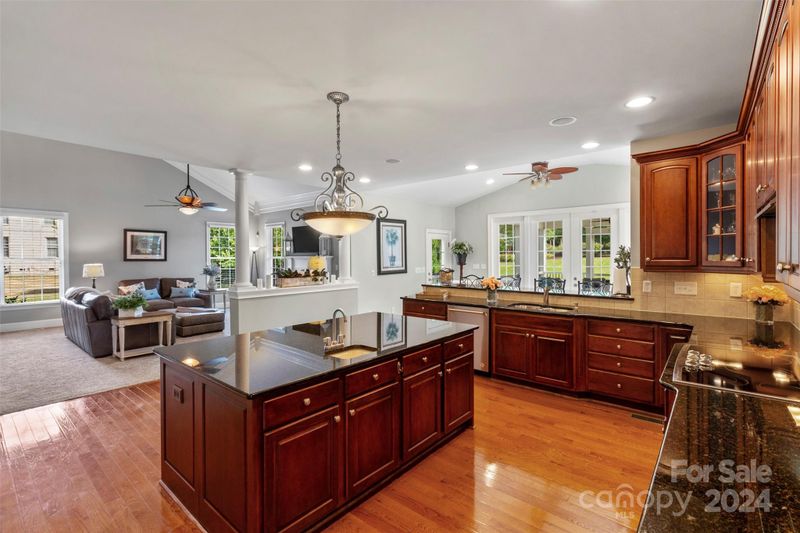 316 Appomatox Dr, Waxhaw, NC 28173