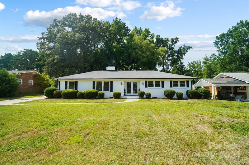 5427 Maplewood Ln, Charlotte, NC 28227