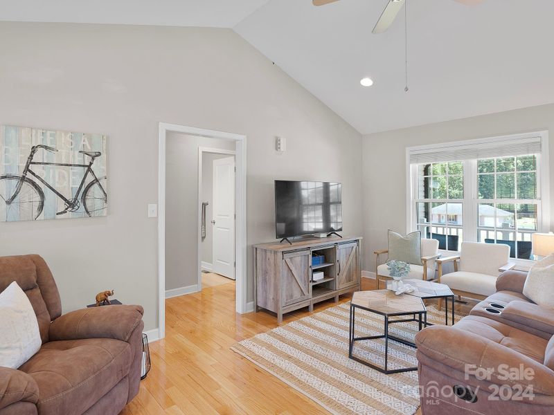 2566 Rock Dam Rd, Lincolnton, NC 28092