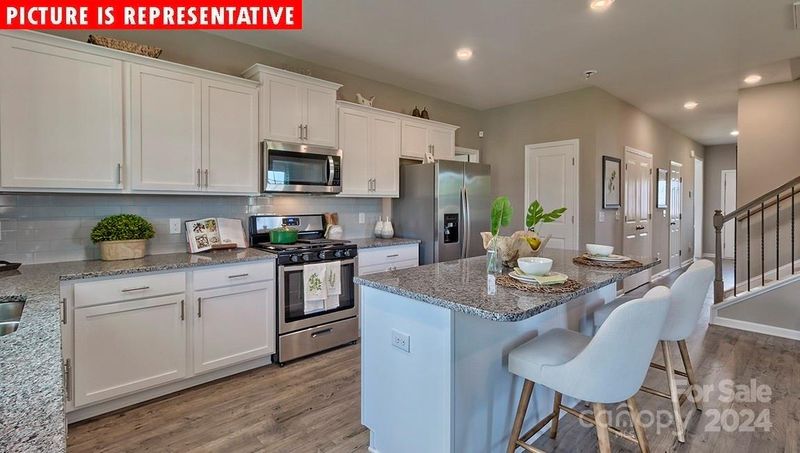 10921 Claystone Dr, Davidson, NC 28036