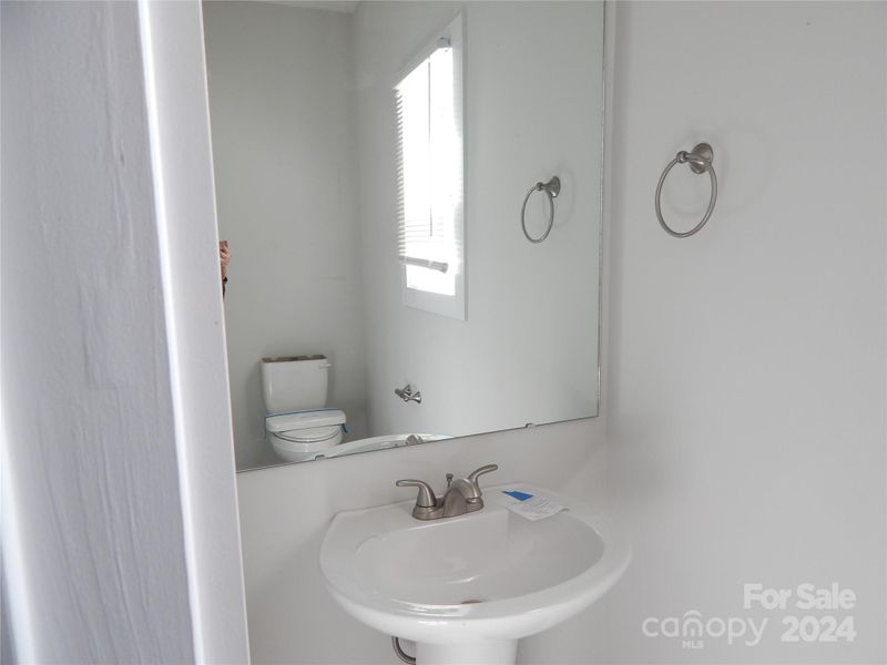 5637 Second St, Charlotte, NC 28208