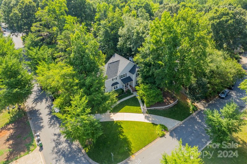 8107 Bush Mill Ln, Charlotte, NC 28270