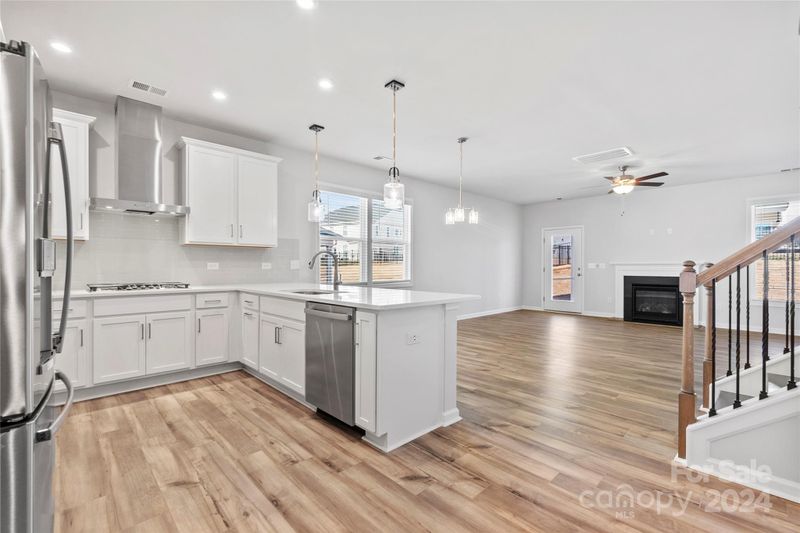 3243 Laurel Brook Dr, Denver, NC 28037