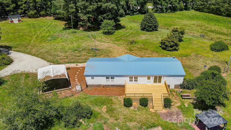 3244 Flat Creek Rd, Lancaster, SC 29720