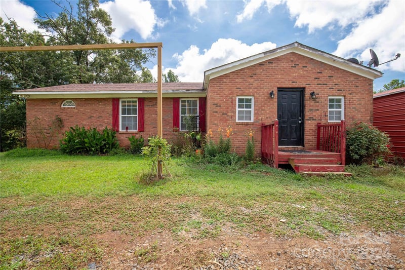 1109 Mcgill Rd, Smyrna, SC 29743