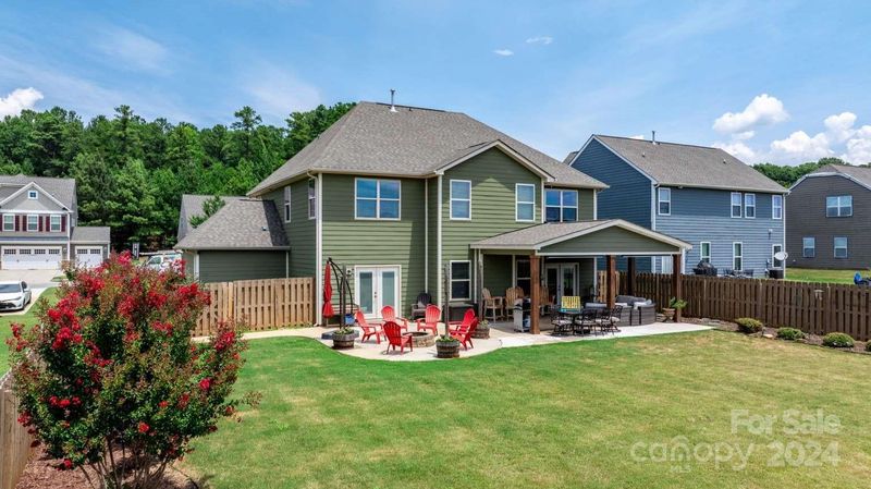5798 Mcclintock Dr, Denver, NC 28037