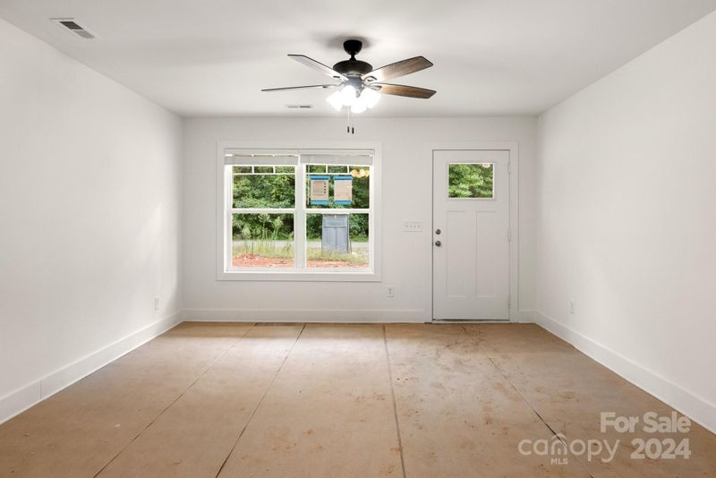 7429 Boswell Rd, Charlotte, NC 28215