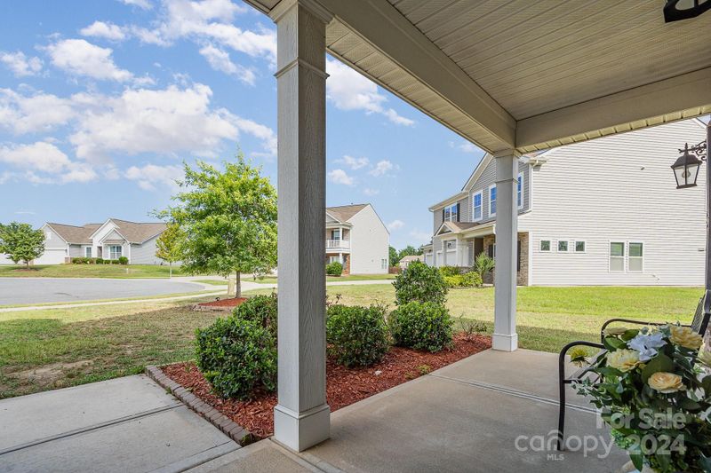 6086 Starnes Dr, Harrisburg, NC 28075
