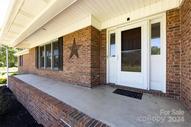 3502 Crow Rd, Monroe, NC 28112