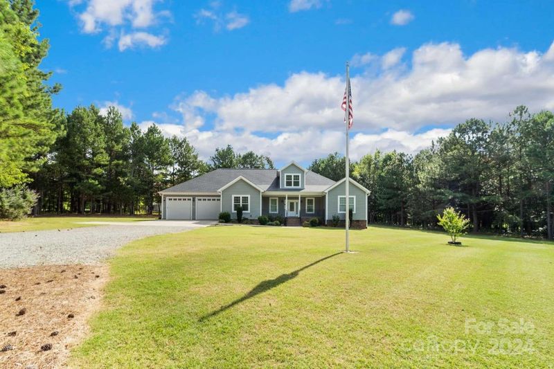 1840 Mayberry Rd, Dallas, NC 28034