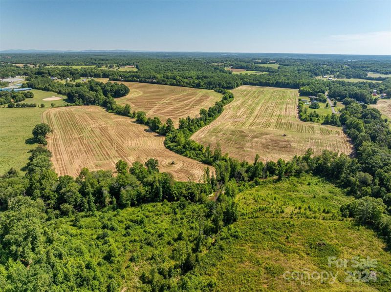 3721 Plateau Rd, Newton, NC 28658