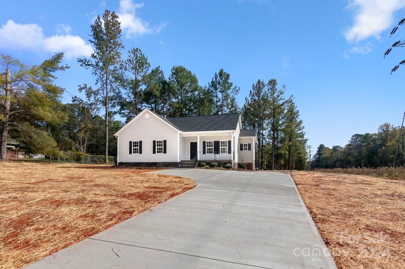 541 Rutledge St, Catawba, SC 29704