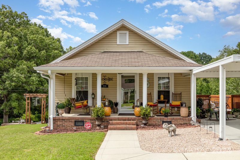 318 Westview St, Kannapolis, NC 28081