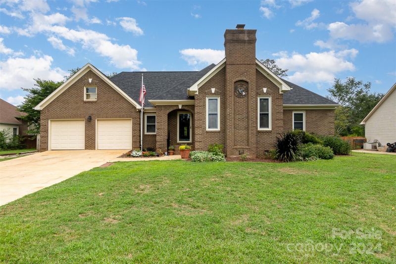 109 Gregory Ct, Mount Holly, NC 28120