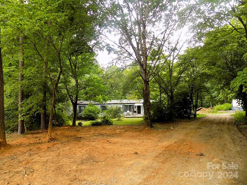 223 Sunnybrook Ln #B1, Lancaster, SC 29720