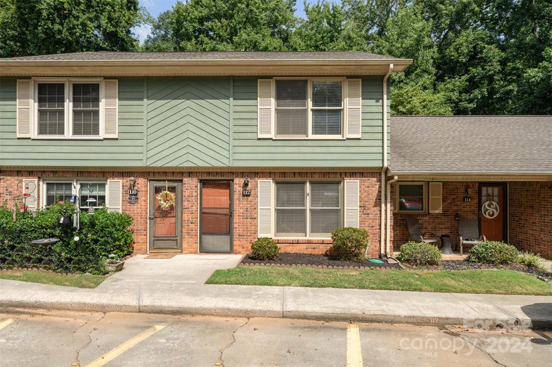 112 Ashbrook Dr, Fort Mill, SC 29715