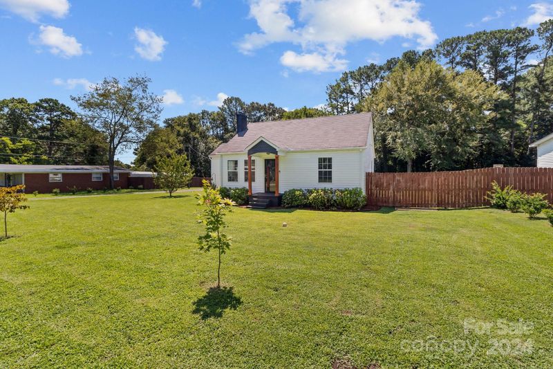45 Sumner Ave NW, Concord, NC 28027