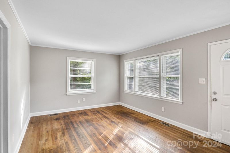 711 Gallagher St, Charlotte, NC 28208
