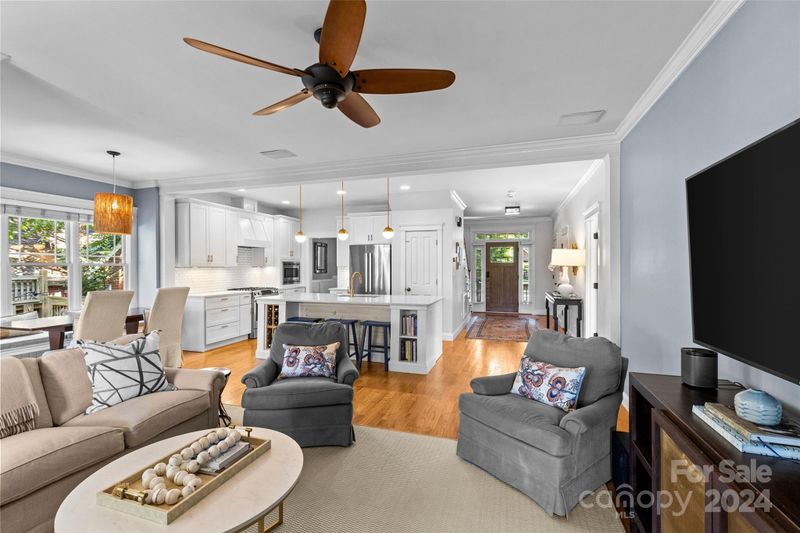 2321 Commonwealth Ave, Charlotte, NC 28205