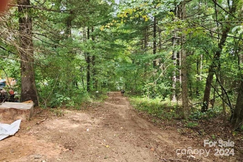 3967 Howard Gap Rd, Hendersonville, NC 28792