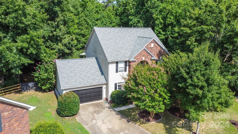 2500 Ashby Woods Dr, Matthews, NC 28105