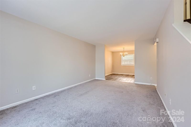 7937 Shady Oak Trl, Charlotte, NC 28210