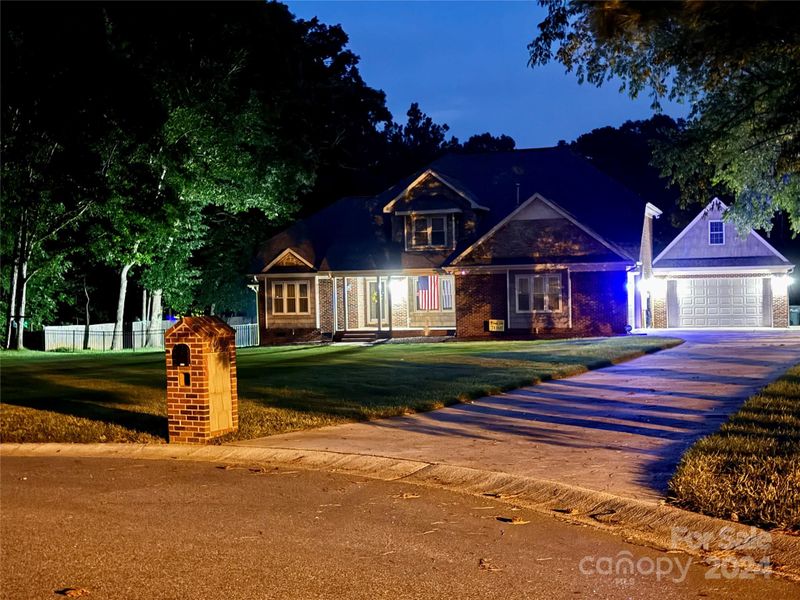 1932 Windmere Dr, Monroe, NC 28110