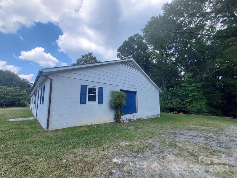 103 Sifford St, Clover, SC 29710