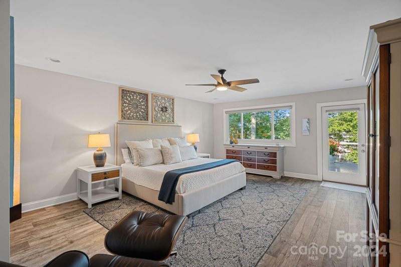 4565 Ina Ln, Sherrills Ford, NC 28673
