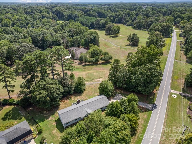 8208 Fairfield Forest Rd, Denver, NC 28037