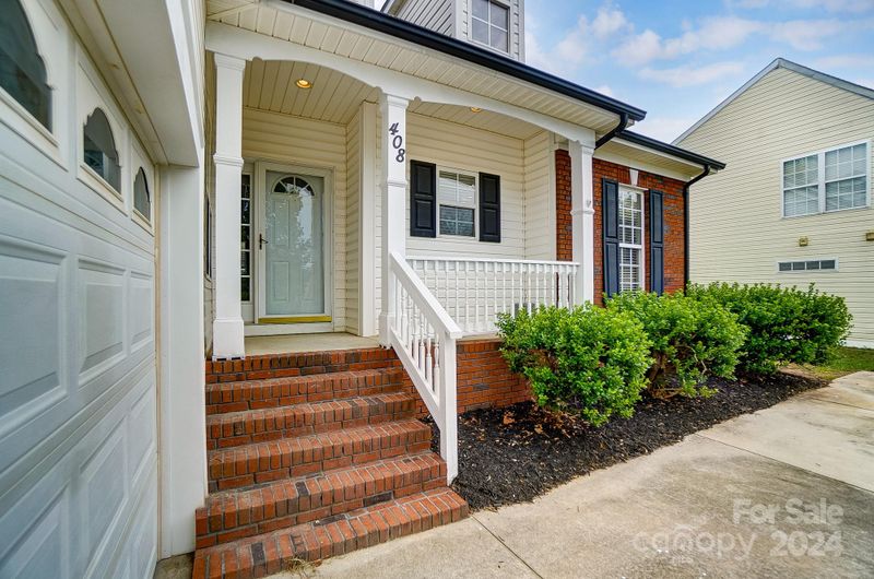 408 Riverwalk Dr, Concord, NC 28027