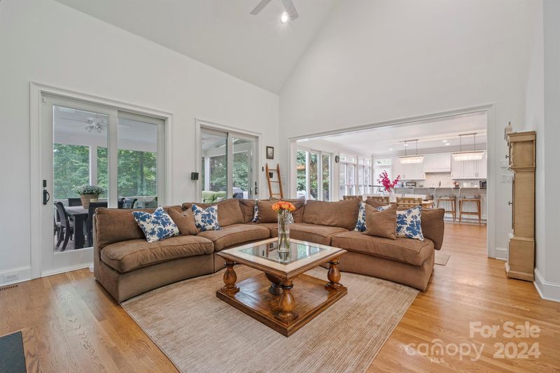 18600 Hammock Ln, Davidson, NC 28036