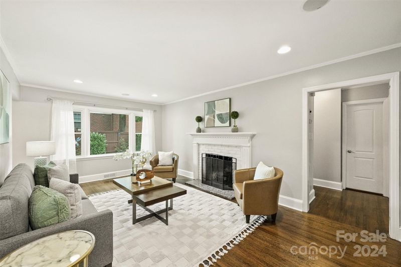 515 Bartling Rd, Charlotte, NC 28209