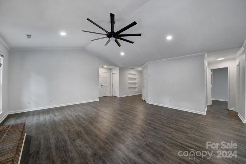 2312 Castlecomer Dr, Charlotte, NC 28262