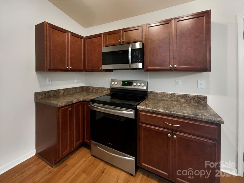 236 Valerie Dr, Lincolnton, NC 28092