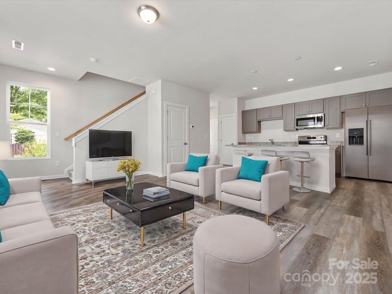 1009 Ribbon Ln, Charlotte, NC 28205