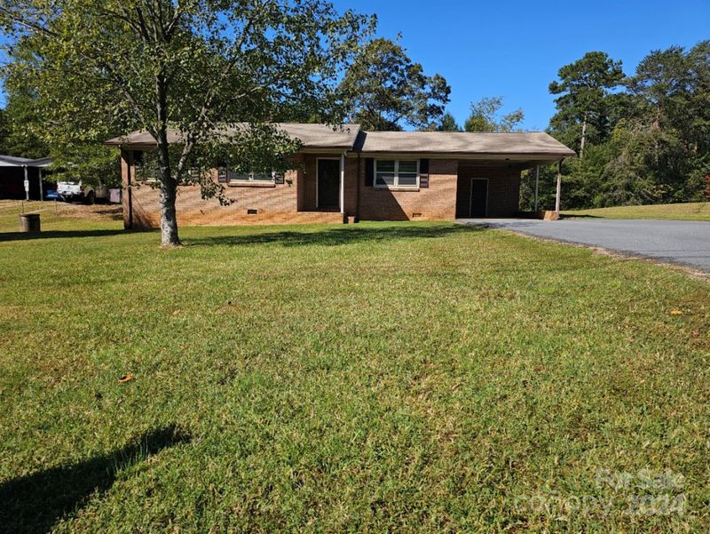3925 Icard St, Maiden, NC 28650