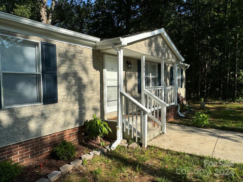 229 Forney Ave, Belmont, NC 28012