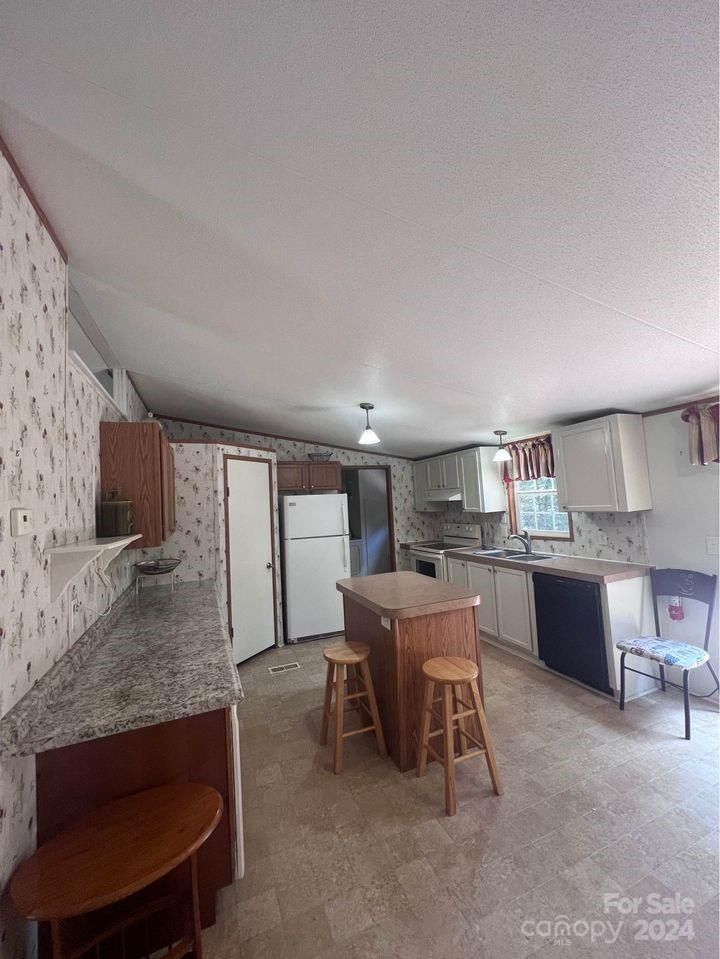2968 Sam Houser Rd, Vale, NC 28168