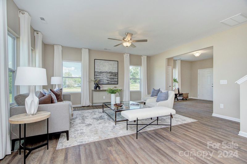 237 Robinson Clemmer Rd, Dallas, NC 28034