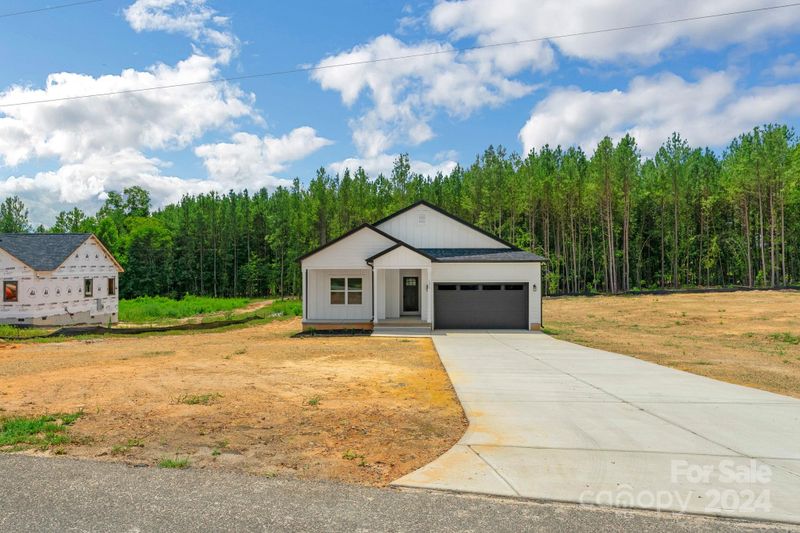 1233 Burris Blvd, Lincolnton, NC 28092