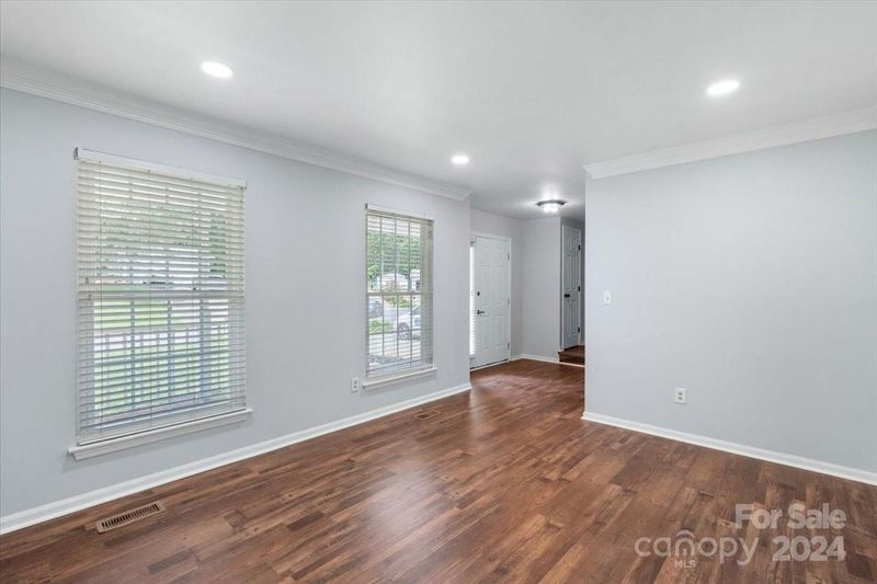 2307 Valleyview Dr, Charlotte, NC 28215