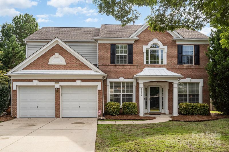 10304 Scotch Pine Cir, Charlotte, NC 28262
