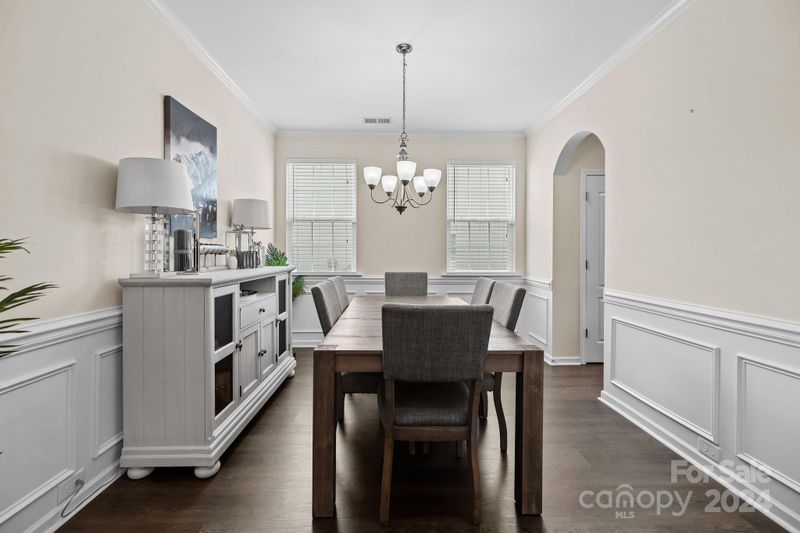 8215 Pamplin Ct, Charlotte, NC 28273